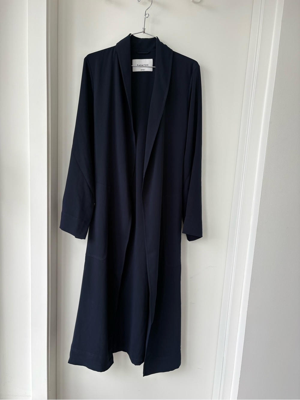 Aritzia Babaton Kahlo Robe - Studio Drape Long Navy Robe Size Small